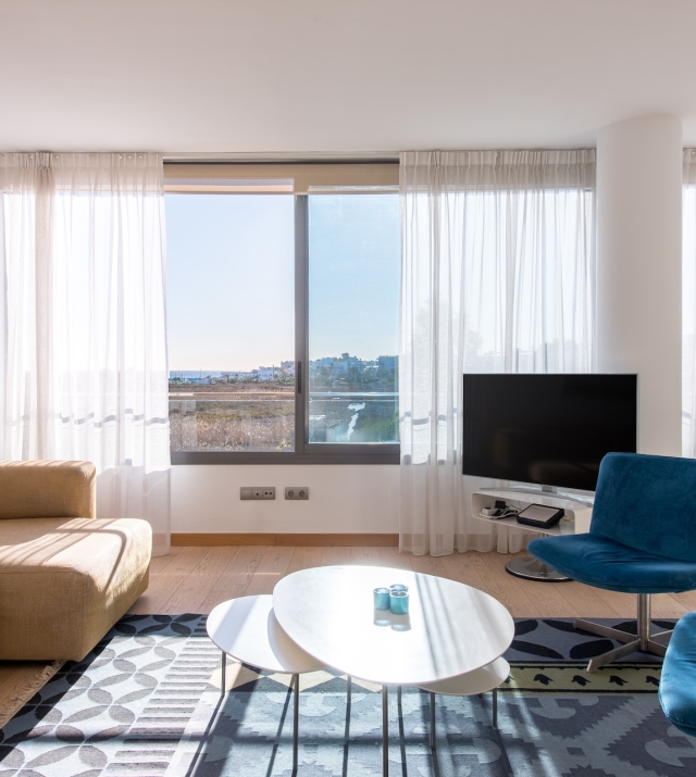 Resa Estates Ibiza for sale te koop apartment views Botafoch Talamanca Living .jpg